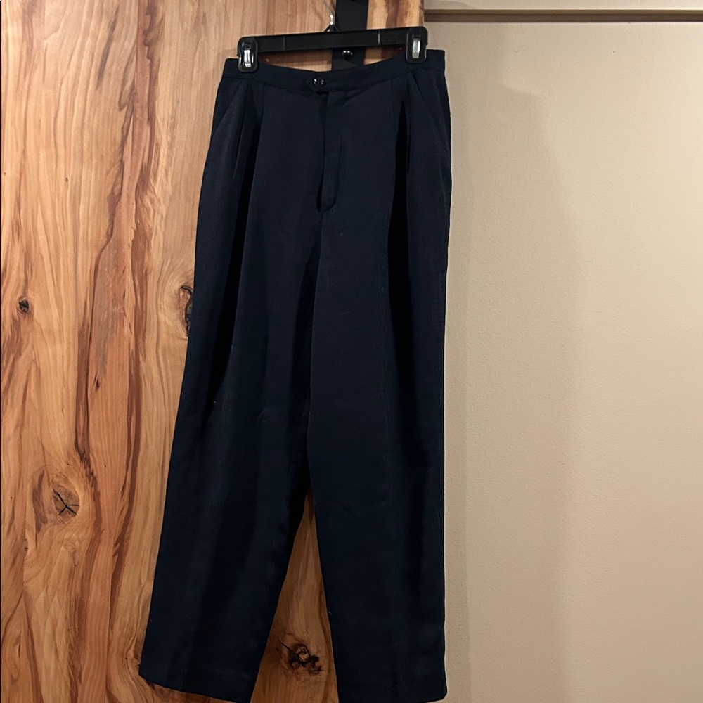 Source Unknown Black Women's Pleated Dress Pants
